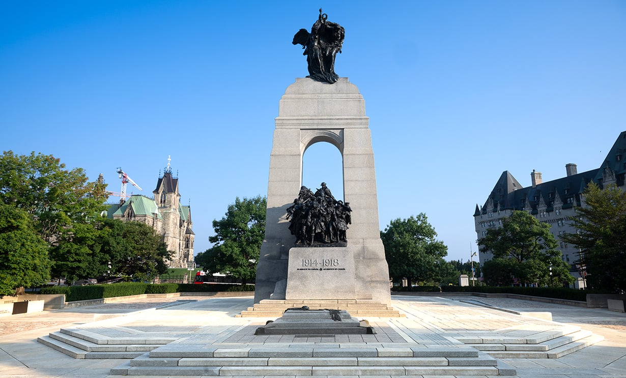 Tomb of the Unknown Soldier at the National War Memorial in Ottawa